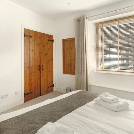 2 Bed In Oc-lr039 * Эмблсайд