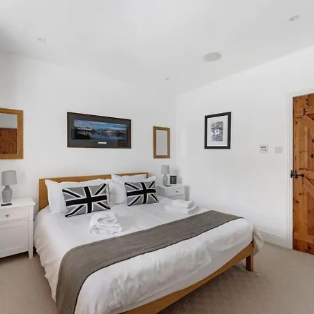 2 Bed In Oc-lr039 Дом отдыха